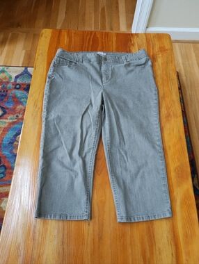 Chico Green Denim Cropped Jeans Size 2